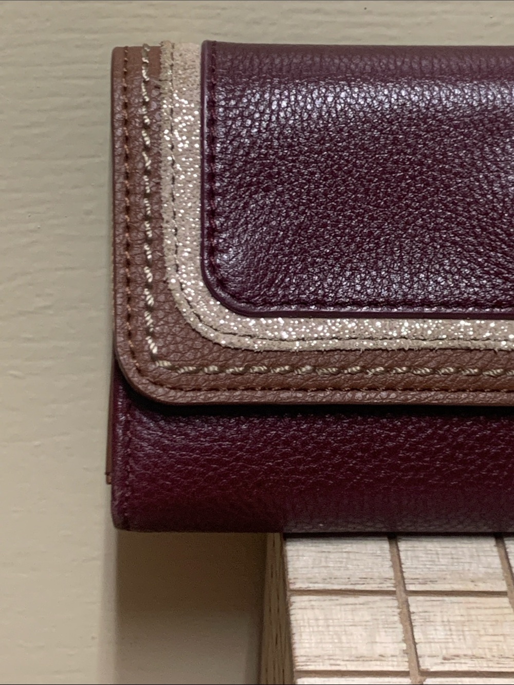 The SAK Leather Wallet - Picture 10 of 16